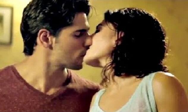 Jacqueline Fernandez and Sidharth Malhotra(Image- YouTube)