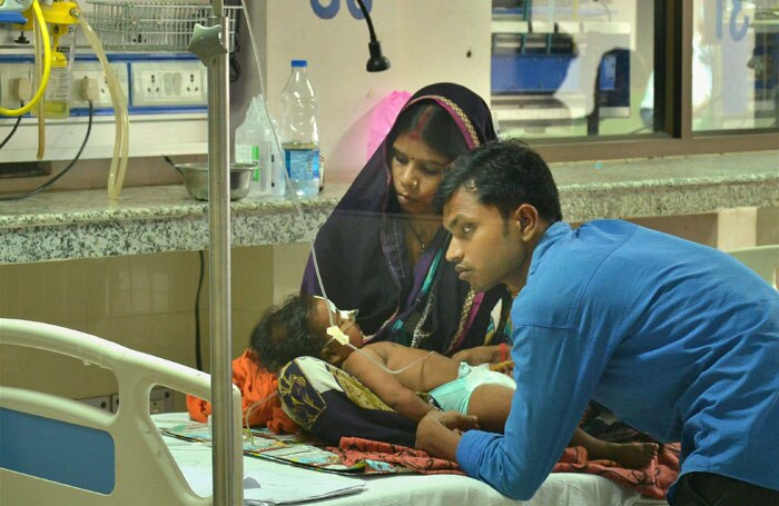 SHOCKING: 35 more children die in Gorakhpur hospital in last 2 days; DM report out SHOCKING: 35 more children die in Gorakhpur hospital in last 2 days; DM report out