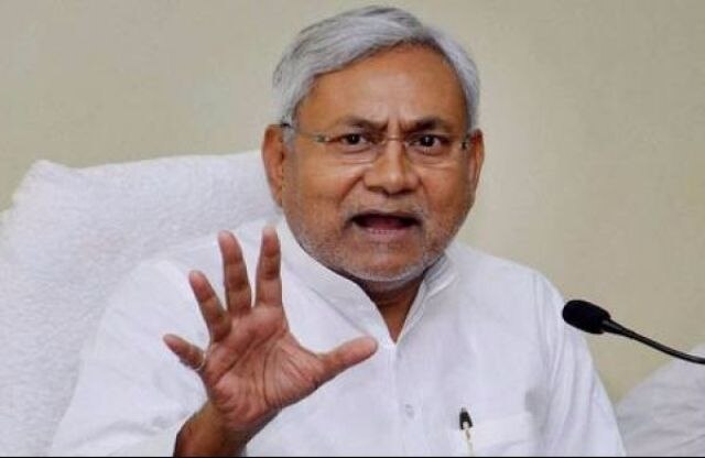 CM Nitish Kumar appealed to the people to return to Bihar ANN सीएम नीतीश कुमार ने लोगों से फिर की बिहार लौटने की अपील, तेजस्वी ने दी ये सलाह