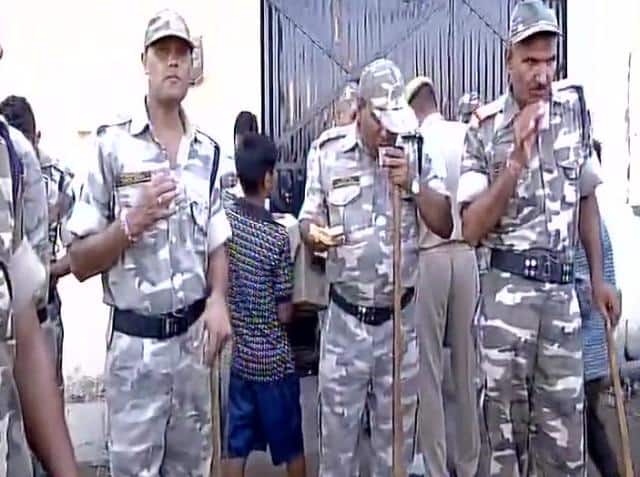 Those living in the nearby areas are serving tea and snacks to security personnel, the ones repairing the tracks and stranded passengers. (Image: ANI)