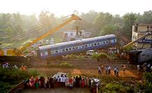 Railway Minister Suresh Prabhu Offers To Resign; PM Asks Him To Wait
