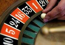 Casino busted in South Delhi farmhouse, 30 arrested