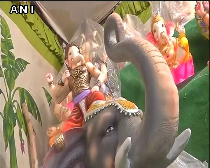 Ganesha idols inspired by the film Baahubali & Mumbai's Lalbaugcha Raja popular among buyers in Hyderabad. PIC/ANI.