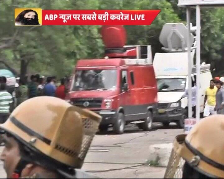 Fiver persons reportedly dead in firing in Panchkula.