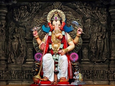 Ganpati Bappa Morya, shout B-town celebs on Twitter Ganpati Bappa Morya, shout B-town celebs on Twitter