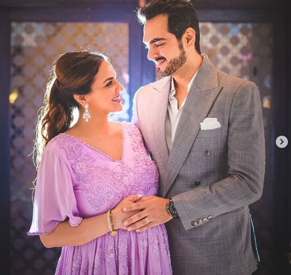 Love is in the air. Their charm will definitely leave us speechless. Image Courtesy - Instagram 