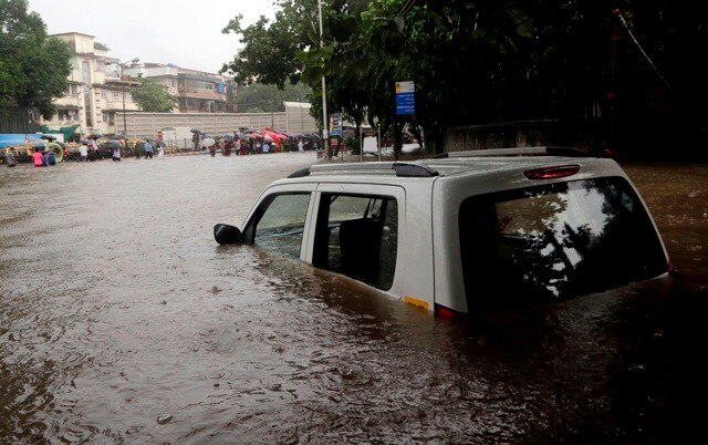  Bengaluru braces for more rain misery Bengaluru braces for more rain misery