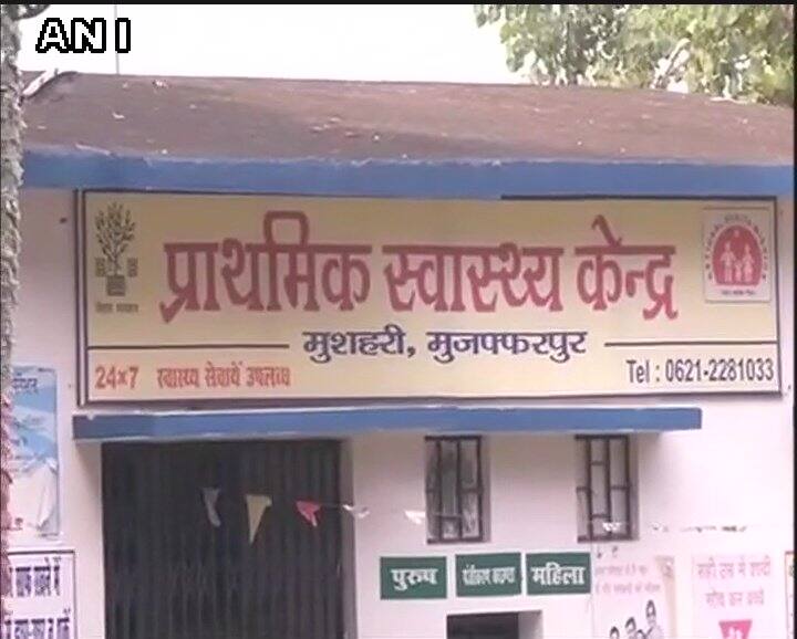 Meanwhile, IAS Officers' Wives Association and IPS Officers' Wives Association donated Rs 2.5 lakh and Rs 1 lakh for flood relief. (Image: ANI)
