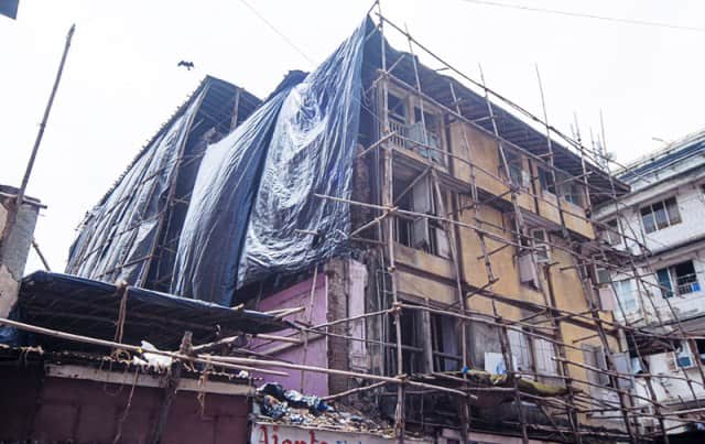 Interestingly, Bhendi Bazaar is the only area where a distinct Gharana of Indian Classical Music developed in the late 1890's. On Thursday (Aug 31), over a dozen people were crushed to death, while scores were feared trapped after a 5-floor building collapded here. Due to its crumbling infrastructure, the area is set to be revamped and the project is being undertaken by Saifee Burhani Upliftment Trust initiated by Dr Syedna Mohammed Burhanuddin, head of the Dawoodi Bohra community. Picture: www.sbut.com
