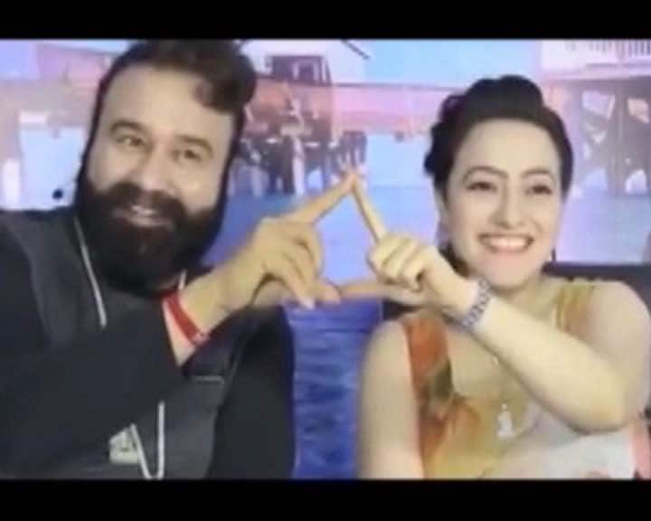 ABP News Exposes 5 Hidden Facts From Honeypreet’s Diary ABP News Exposes 5 Hidden Facts From Honeypreet’s Diary