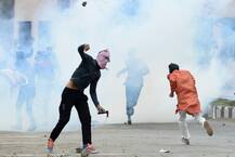 Clashes Mar Eid Prayers In Srinagar - View Pictures