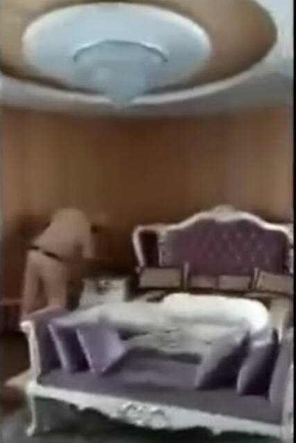 The Kingsize bed and comfy velvet beddings have been replaced by cotton bedding and few rough blankets as Ram Rahim’s recent prized possessions.