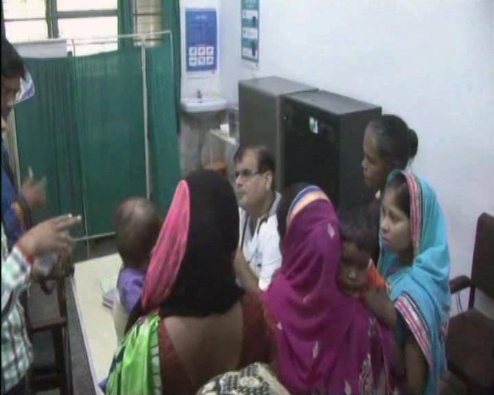 This is the second case of deaths due to ‘lack of oxygen’ in an Uttar Pradesh hospital. Last month, over 300 children have died in Gorakhpur’s BRD medical college allegedly due to same reason. 