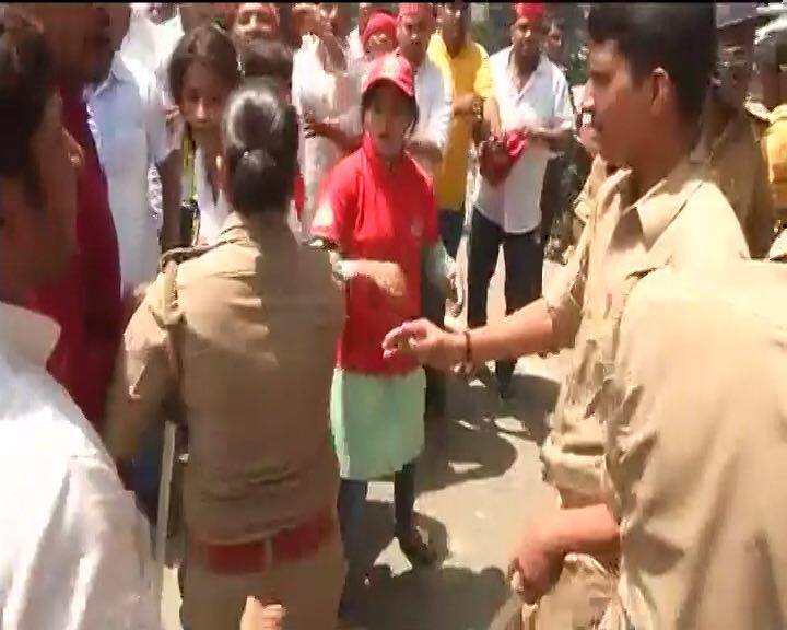 Meanwhile, Samajwadi Party workers were lathi-charged by police as they protested over not being given due credit over the launch of the Metro. 