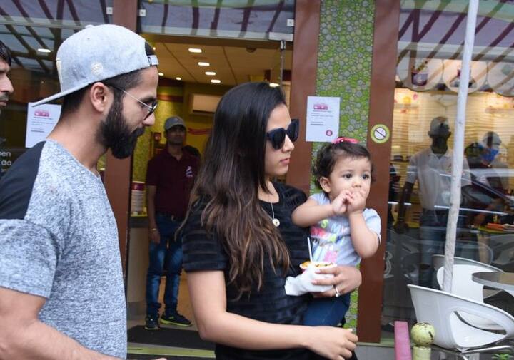 Shahid Kapoor and wife Mira were blessed with a baby girl last year on 26th August. (Image Courtesy - Manav Mnaglani)