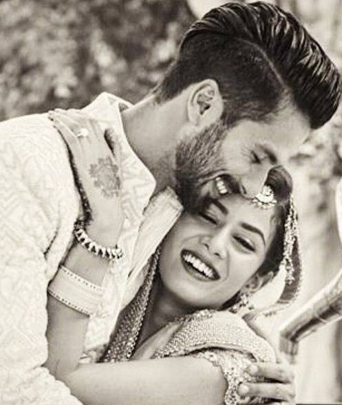 Love is the purest and beautiful feelings one can feel. Everything just seems so perfect when you are with your soul mate. (Image Courtesy - Instagram)