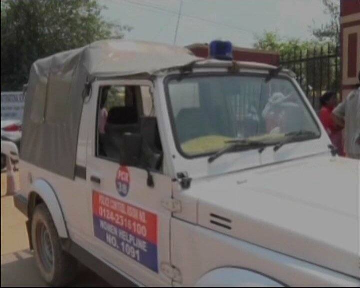 The police have confirmed the death and an investigation have been started in the same. 