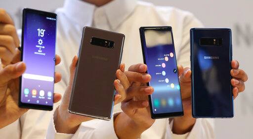 Note 8's 'Screen Off memo' allows users to take up to 100-pages of notes, without even unlocking the phone. Samsung will also offer a one-year year screen replacement warranty on the device along with a free convertible wireless charger. (AP Photo)