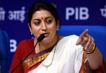 Smriti takes dig at Rahul amid data breach allegations Smriti takes dig at Rahul amid data breach allegations