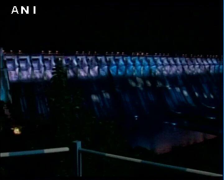 Earlier, Modi had stressed that the project will start a new chapter of prosperity for Gujarat. Chief Minister Vijay Rupani had called the project as