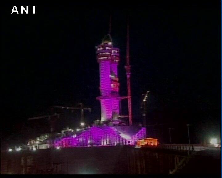 The delay in the completion of the dam was due to numerous reasons. Medha Patkar-led Narmada Bachao Andolan took the government to the Supreme Court over environmental and rehabilitation issues, and obtained a stay in 1996.