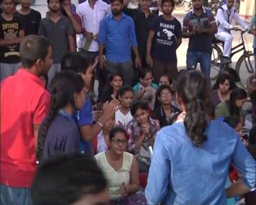 Interestingly, scores of students staged a sit-in at the main gate on Friday and Saturday, protesting against the university administration and the hostel management. Students were staging a protest against alleged molestation of a first-year student. A boarder from the hostel was allegedly touched inappropriately by three bike-borne men. The incident, reportedly happened, near the Kala Bhawan within the BHU campus on Thursday. (Image: ABP Live)
