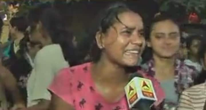 Cops, in turn, resorted to lathi-charge. They also opened fire in air to disperse the crowd. (Image: ABP Live)