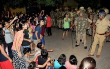 Violence in BHU; students, journalists injured: Here\'s all you need to know