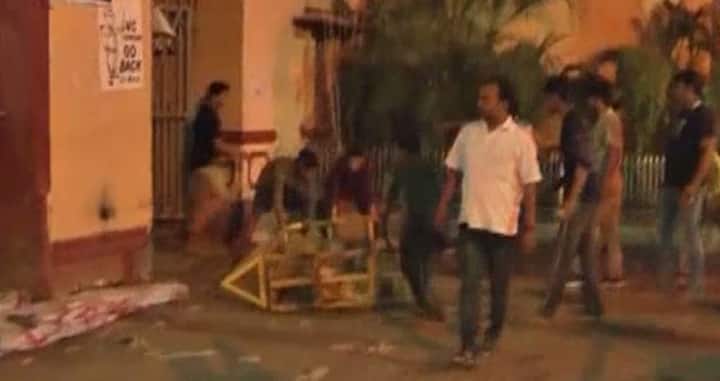 A Station House Officer (SHO) of Lanka area, Circle Officer (CO) of Bhelupur and one Additional City Magistrate (ACM) were removed after held prima facie responsible for imposing lathicharge at Varanasi'sBanaras Hindu University (BHU)./ ABP News image