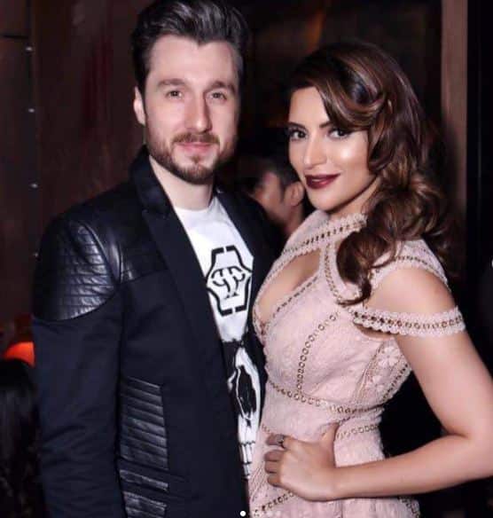On Sunday, actress Shama Sikander celebrated boyfriend James Milliron’s birthday. Shama has shared some of the pictures from the party where the duo had a really intimate moment. 