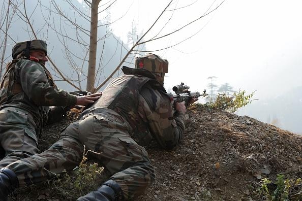 Indian jawans destroy 3 Pakistani bunkers; kill 5 soldiers in Poonch & Rajouri districts  Indian jawans destroy 3 Pakistani bunkers; kill 5 soldiers in Poonch & Rajouri districts