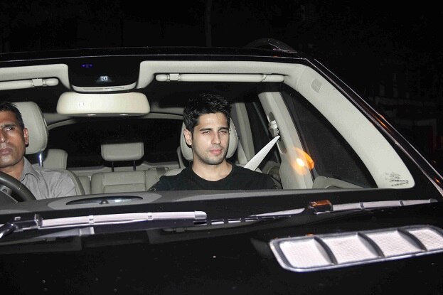 After a long time, Alia and Siddhartha were seen under one roof. 
