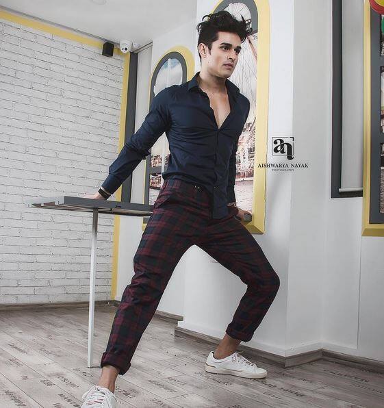 One of the most popular contestants of Roadies and Splitsvilla Priyank Sharma is ready to enter the controversial house Bigg Boss 11.