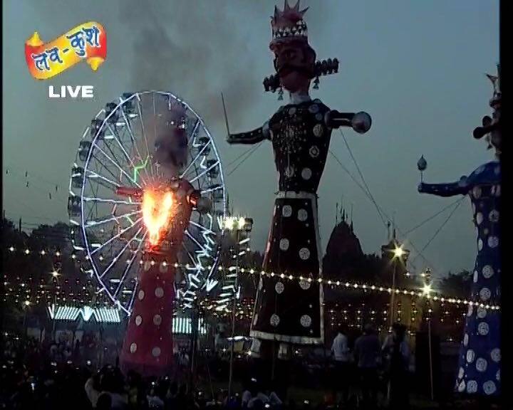 PM Modi thereafter torched the effigy of Ravana, which is seen as a symbol of evil. 