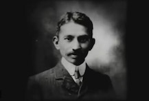 Gandhi Jayanti: India pays tribute to \'Father of the Nation\'; Charkha to be unveiled in Uganda