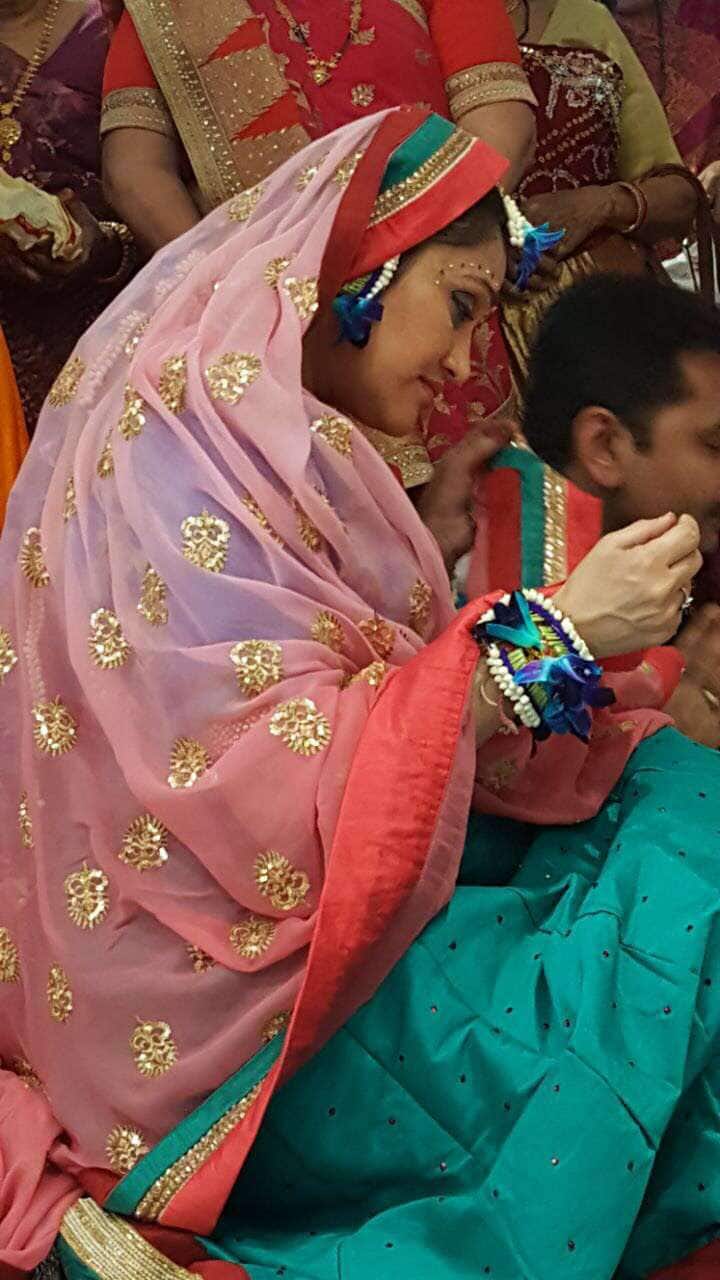 Popular TV actress Disha Vakani who is popularly known as ‘Dayaben’ is having time of her life. Actress is expecting her first child since marriage. Disha’s family surprised her on Sunday by throwing baby shower at her residence. (Image Courtesy - Spotboye)