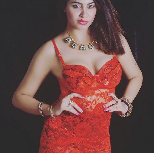 Few years ago, Arshi moved to Mumbai to become actress. After facing struggle at the initial stage, she landed playing lead role in Tamil Film, ‘Malli Mishtu’. (Image Courtesy - Instagram)