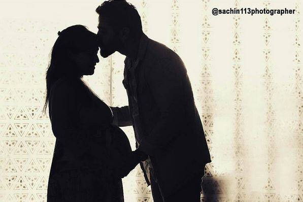 Actress got married to her boyfriend Manish Arora in year 2015. Her husband is a non-industry person.All the team of Yeh Rishta Kya Kehlata Hai was present on Pooja’s marriage. (Image Courtesy - Instagram)