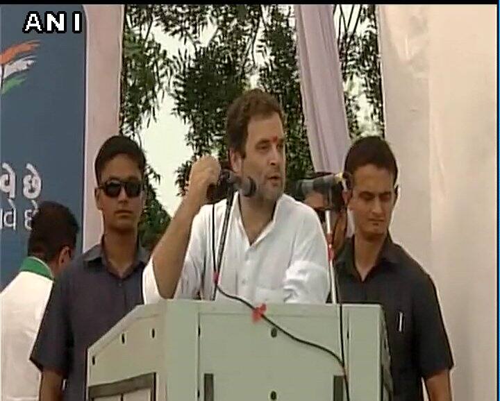Modi govt only helping industrialist: Rahul Gandhi
