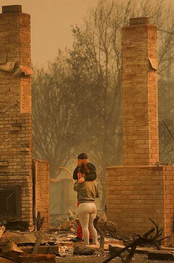 Deadly wildfire roared across the US state of California, killing at least 10 persons, forcing evacuations and destroying homes and businesses in their paths. It was reported as the biggest fires burned in the wine country of Napa and Sonoma counties. / AP IMAGE