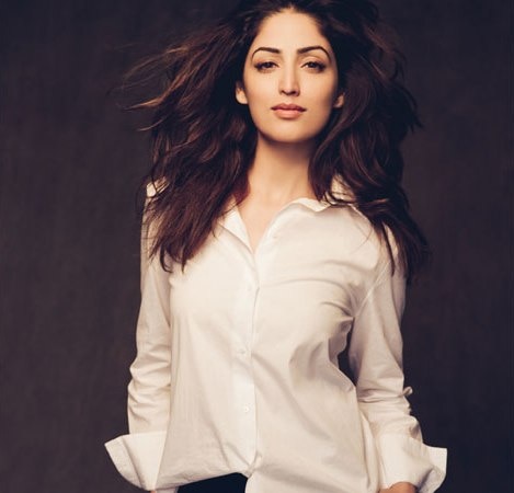 After Farhan Akhtar, Yami Gautam writes an open letter on Hrithik-Kangana controversy After Farhan Akhtar, Yami Gautam writes an open letter on Hrithik-Kangana controversy