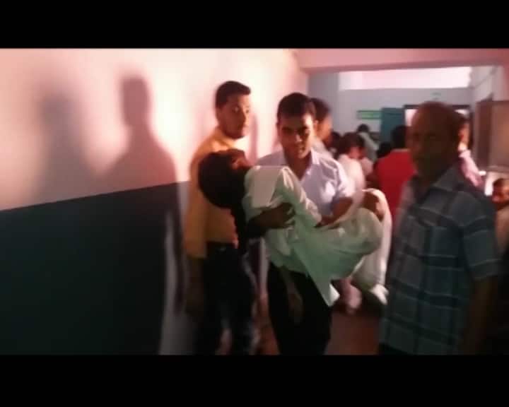 UP: Gas leak in Shamli’s sugar mill, over 500 students fall sick UP: Gas leak in Shamli’s sugar mill, over 500 students fall sick