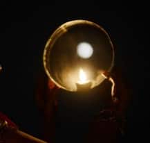 Woman ends life as NRI husband did not pick up calls on Karva Chauth