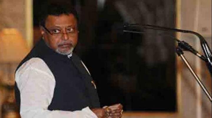 Another theory doing the rounds is that Roy might revive the Nationalist Trinamool Congress or float a new outfit and function as an ally of the BJP by joining the centre's ruling National Democratic Alliance. Poliitcal circles feel Roy might try to rope in some dissident Trinamool leaders to prove his political weight to the BJP. (Photo: PTI)