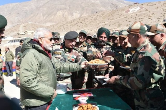 PM Modi celebrates Diwali with soldiers in Jammu and Kashmir's Gurez PM Modi celebrates Diwali with soldiers in Jammu and Kashmir's Gurez