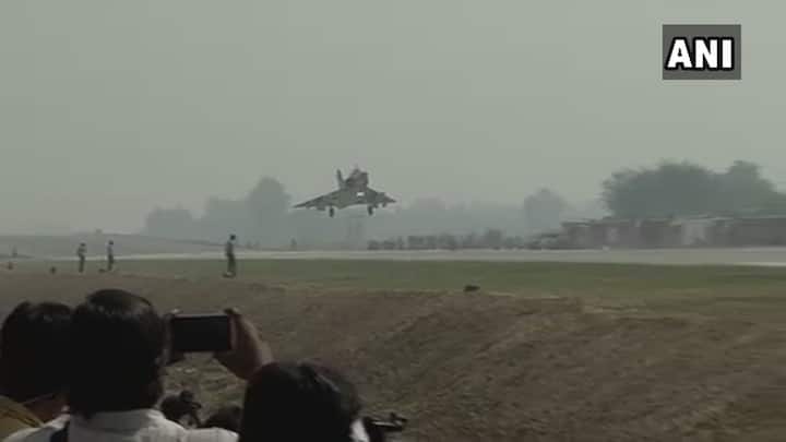 To ensure a smooth conduct of the touchdown by IAF aircraft, traffic restrictions is placed on the Agra- Lucknow Expressway for general public. 