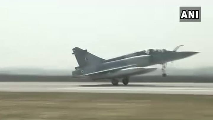 Landing of fighter aircraft on the Lucknow-Agra Expressway is an 