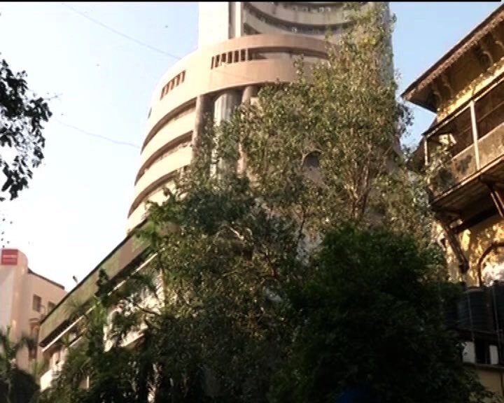 Investors face Rs 10,000 cr loss in 3 days as Investors face Rs 10,000 cr loss in 3 days as Sensex, Nifty plunge