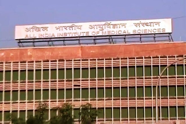 Resident doctors at AIIMS to go hungry but continue working Resident doctors at AIIMS to go hungry but continue working