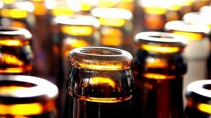 Five die after consuming spurious liquor in dry Bihar Five die after consuming spurious liquor in dry Bihar